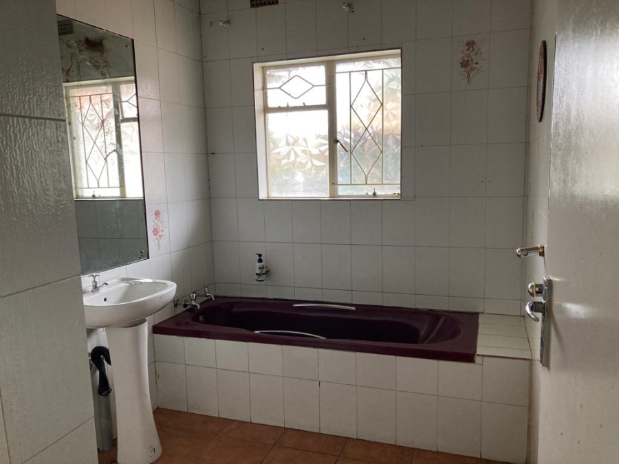 Commercial Property for Sale in Waterval East North West